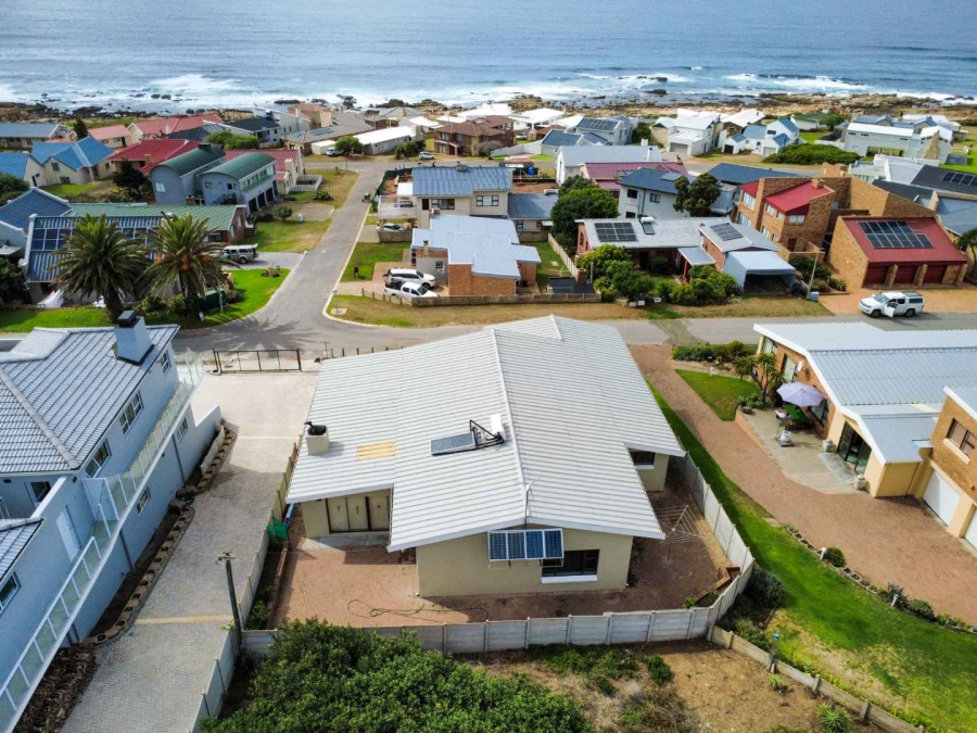 5 Bedroom Property for Sale in Jongensfontein Western Cape